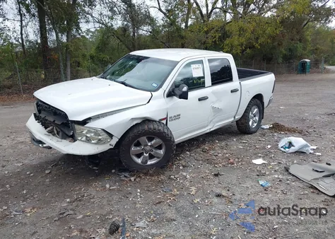 2015 Ram 1500 Tradesman из США, поврежденный, VIN 1C6RR6KM8FS581459